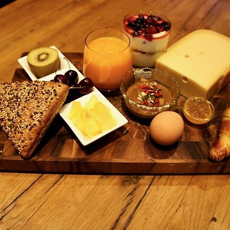 B&B En Boshuis Darthuizerpoort Leersum Екстер'єр фото